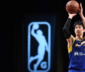 斗球体育-林书豪经纪人：他21年再闯NBA&amp;每月只拿3万 他是为了给亚裔正名